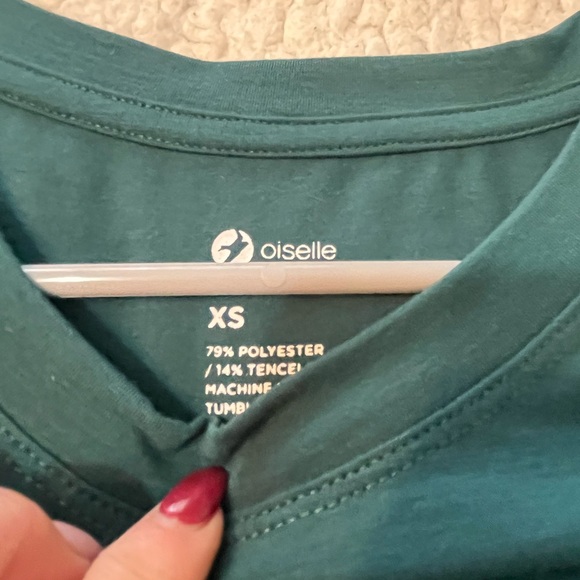Oiselle Teal Crew Neck Top - Picture 2 of 3